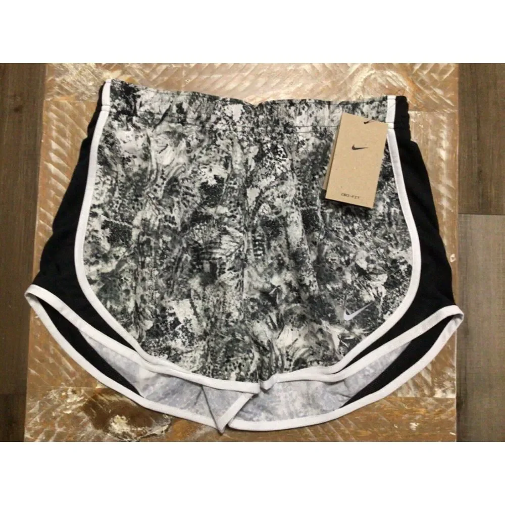 Nike WOMEN'S Dri-Fit Tempo Printed Running Shorts Size XS DX0207-010 - Picture 1 of 2